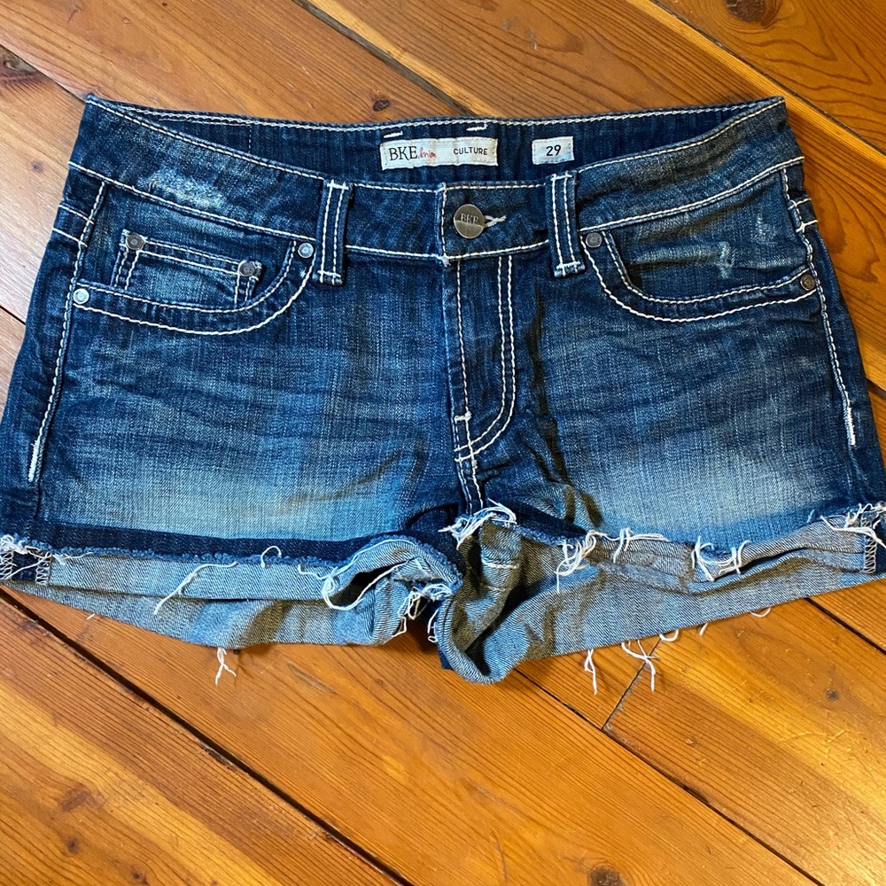 BKE “Culture” cut off Jean shorts